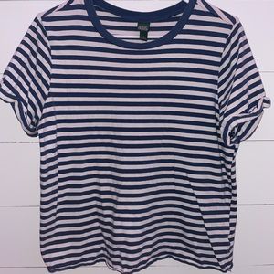 🧊super cute wild fable striped tshirt 🧊